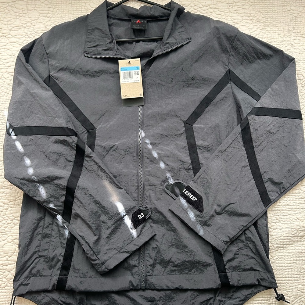 Active USA Gray and Black Windbreaker Jacket